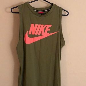 Nike Sleeveless Tee